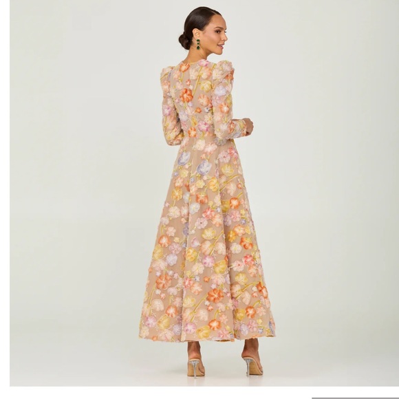 HELSI Tessa Long Sleeve Beaded Gown - Picture 3 of 10